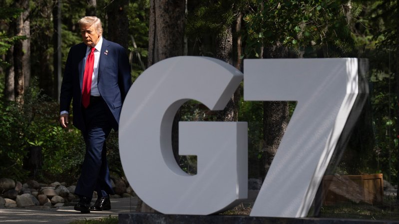 Trump verließ den Gipfel frühzeitig | Bild: picture alliance / ASSOCIATED PRESS | Adrian Wyld Trump verließ den Gipfel frühzeitig