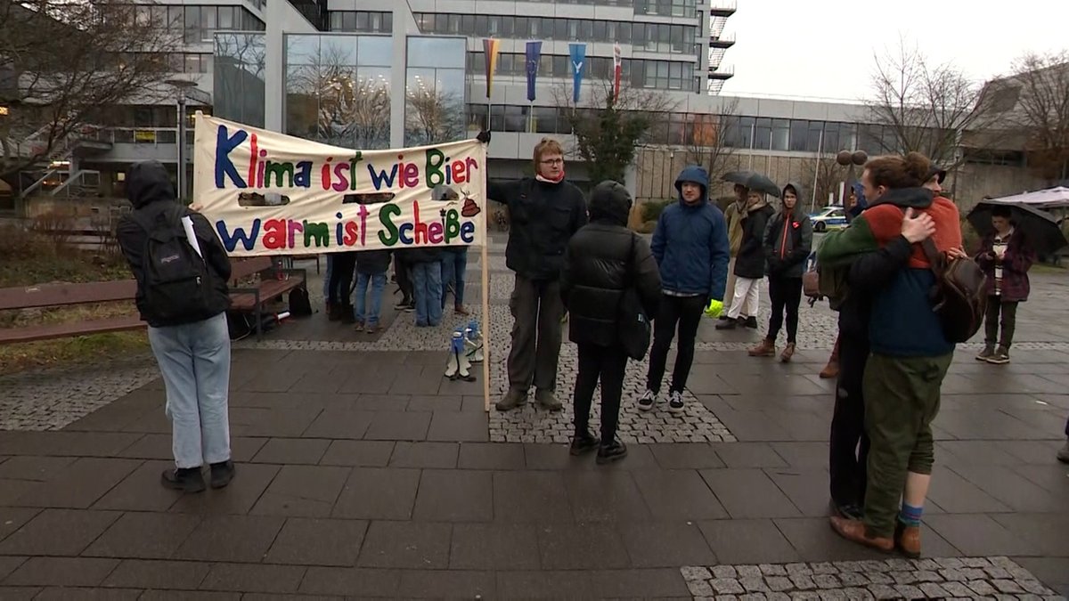Klimaprotest in Erlangen: Fridays for Future kritisiert Stadtrat