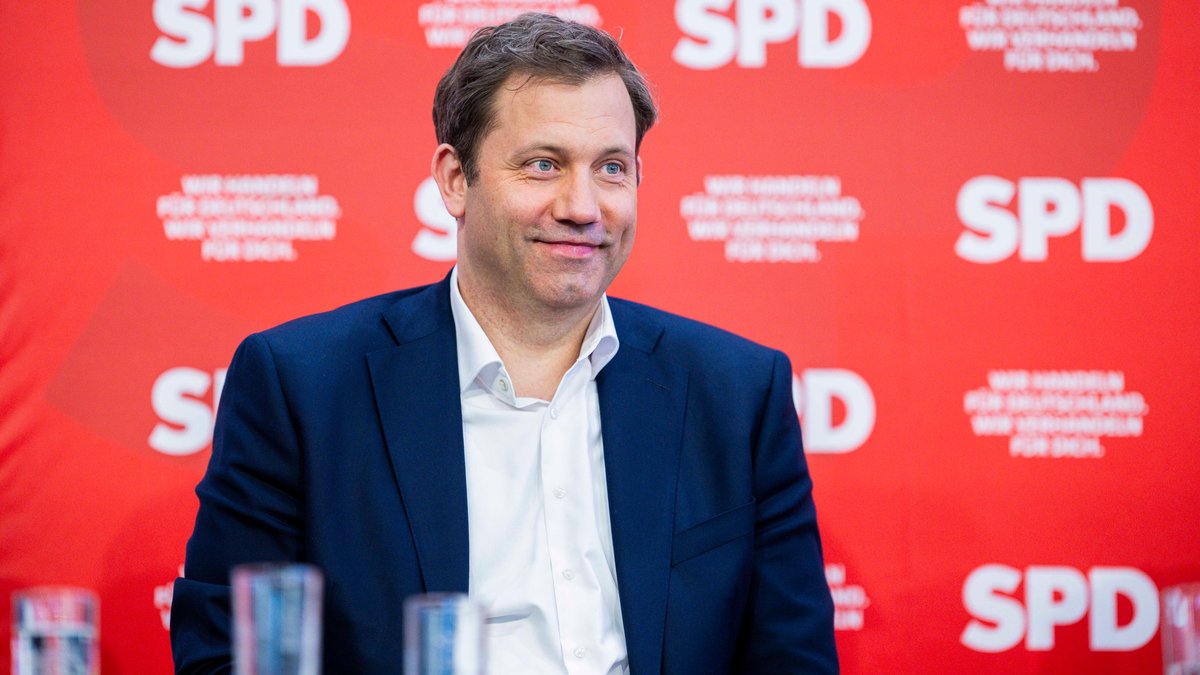 SPD nimmt Koalitionsvertrag an - Klingbeil wird Vizekanzler