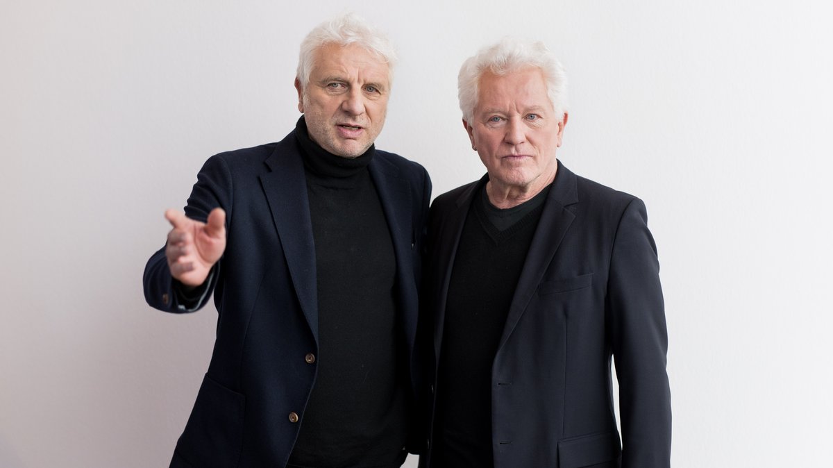 Miroslav Nemec (links) und Udo Wachtveitl in dunkler Kleidung