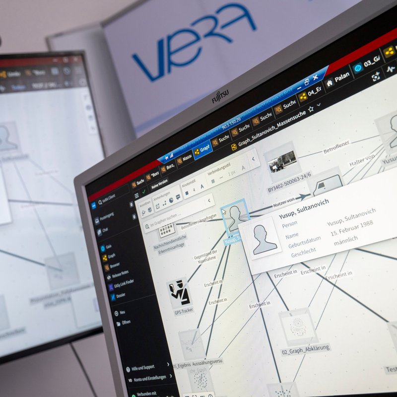 Landtag gibt grünes Licht für umstrittene Polizeisoftware VeRa - BR24 Thema des Tages | BR Podcast