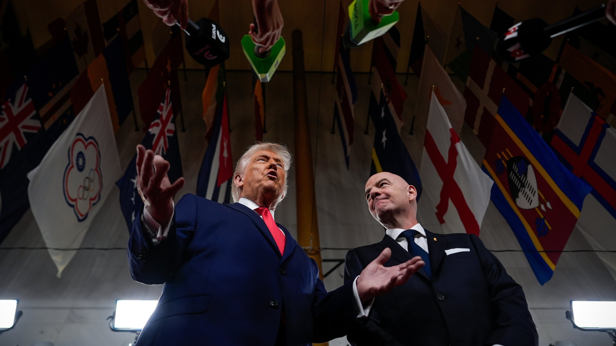 Hat Trump Druck gemacht? FIFA setzt Rotsperre für US-Stürmer aus
