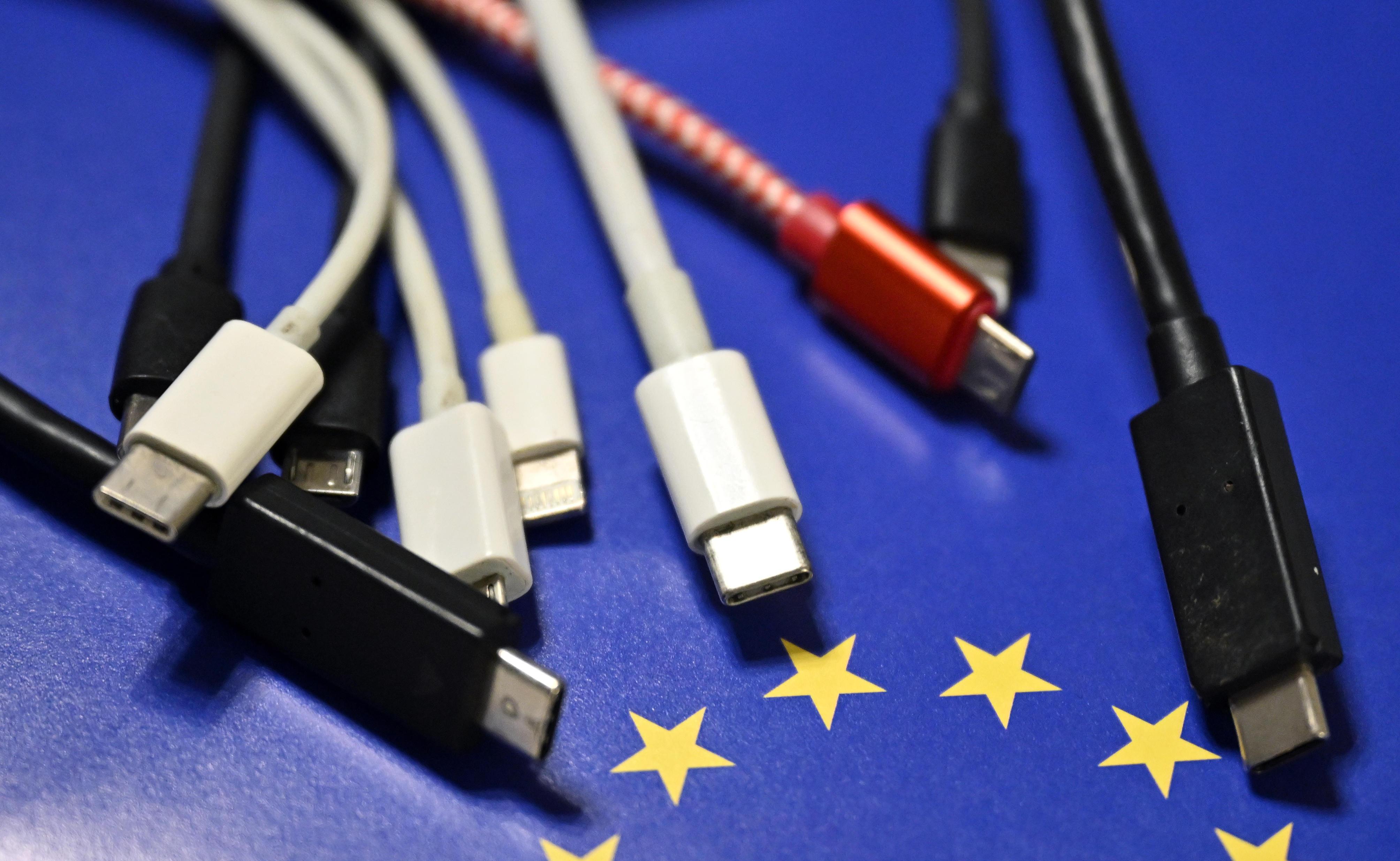Verschiedene USB-Kabel