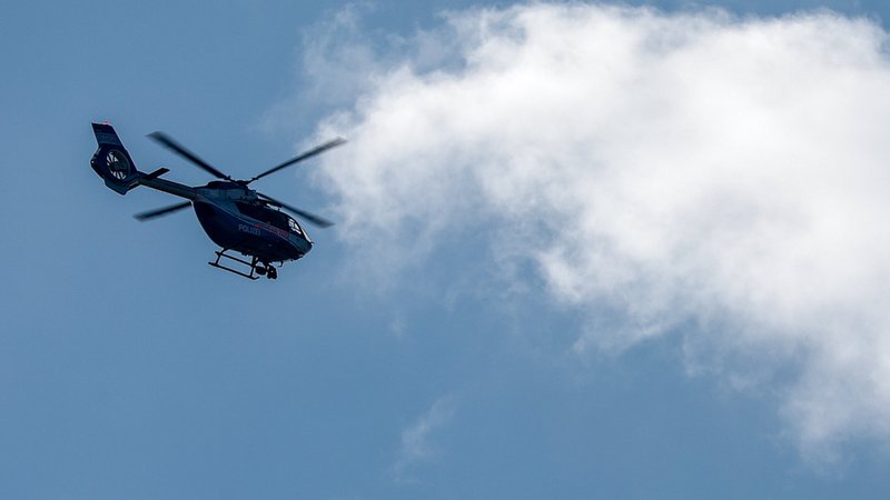 Archivbild: Hubschrauber der Polizei | Bild: dpa-Bildfunk/Jan Woitas Archivbild: Hubschrauber der Polizei