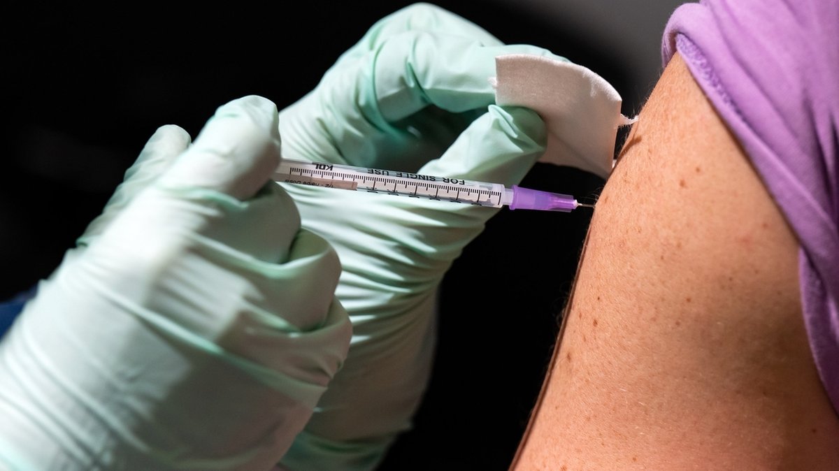 Probleme nach Corona-Impfung: "Post-Vac-Syndrom"-Hotline startet