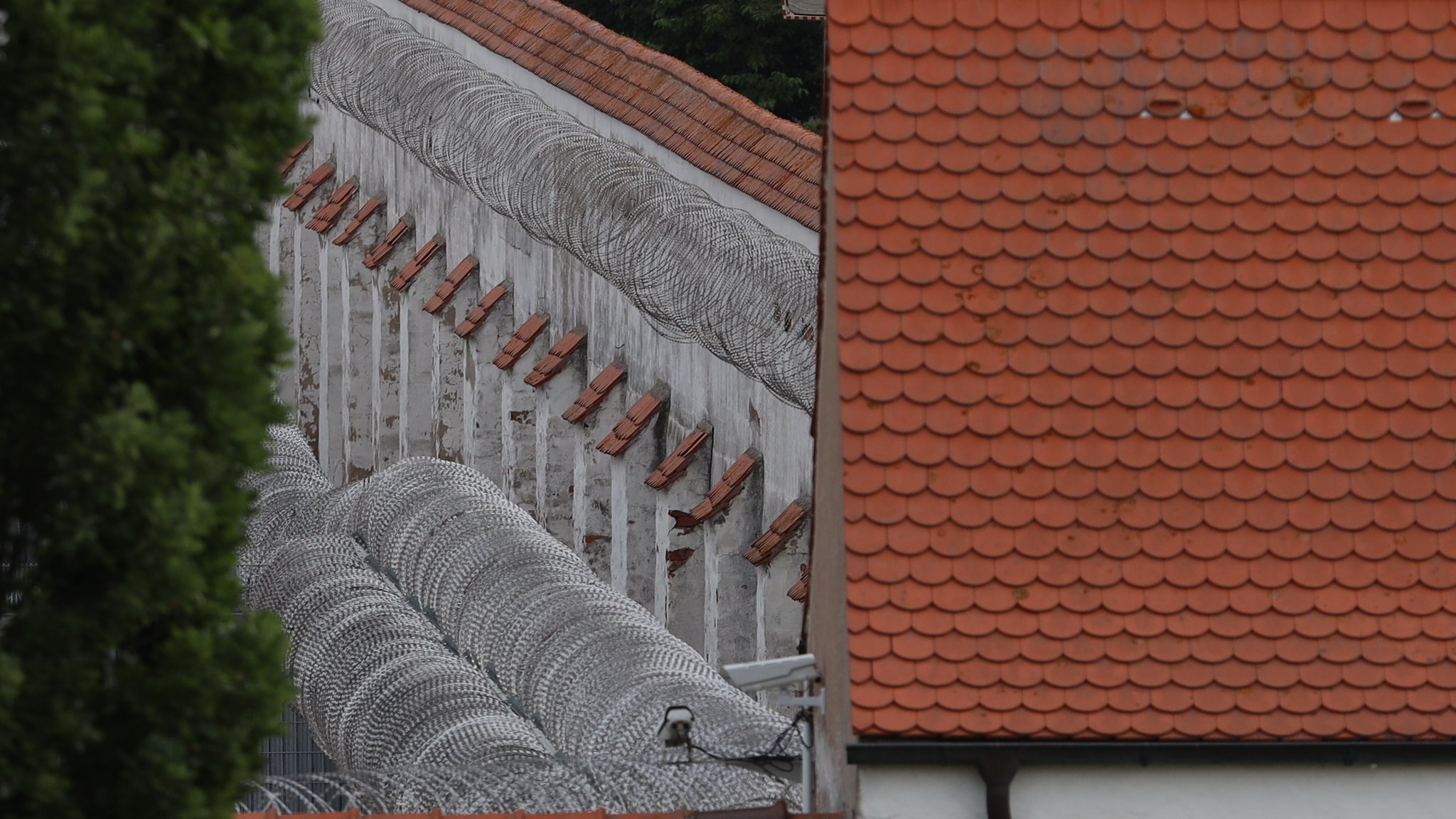 Mauer der JVA Kaisheim