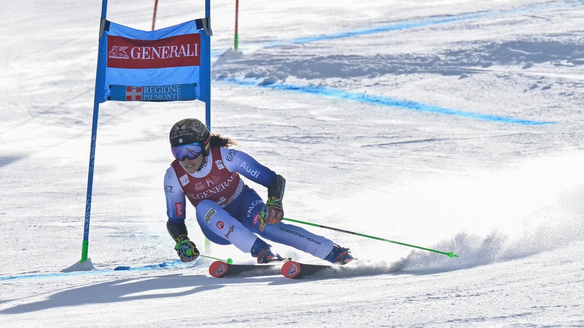 Angeschlagene Brignone carvt zum Heimsieg in Sestriere
