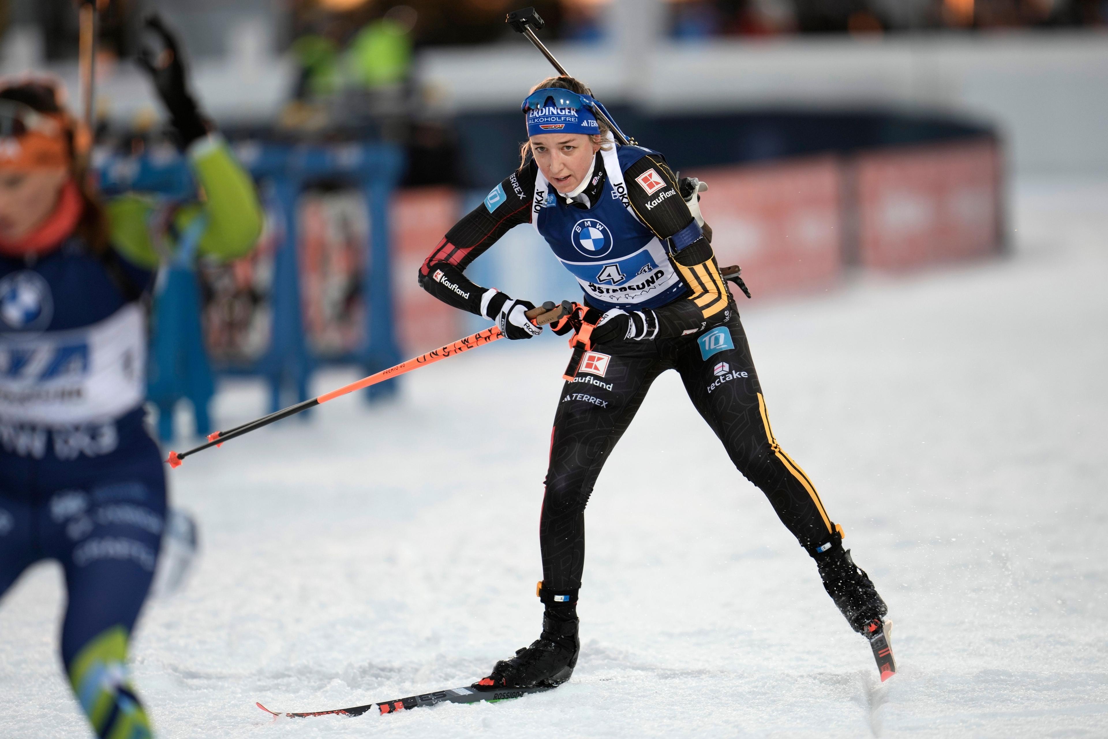 29.11.2025, Schweden, Ostersund: Biathlon: Weltcup, Staffel 4 x 6 km, Frauen. Die deutsche Franziska Preuß in Aktion. Foto: Björn Larsson Rosvall/TT News Agency/AP/dpa +++ dpa-Bildfunk +++