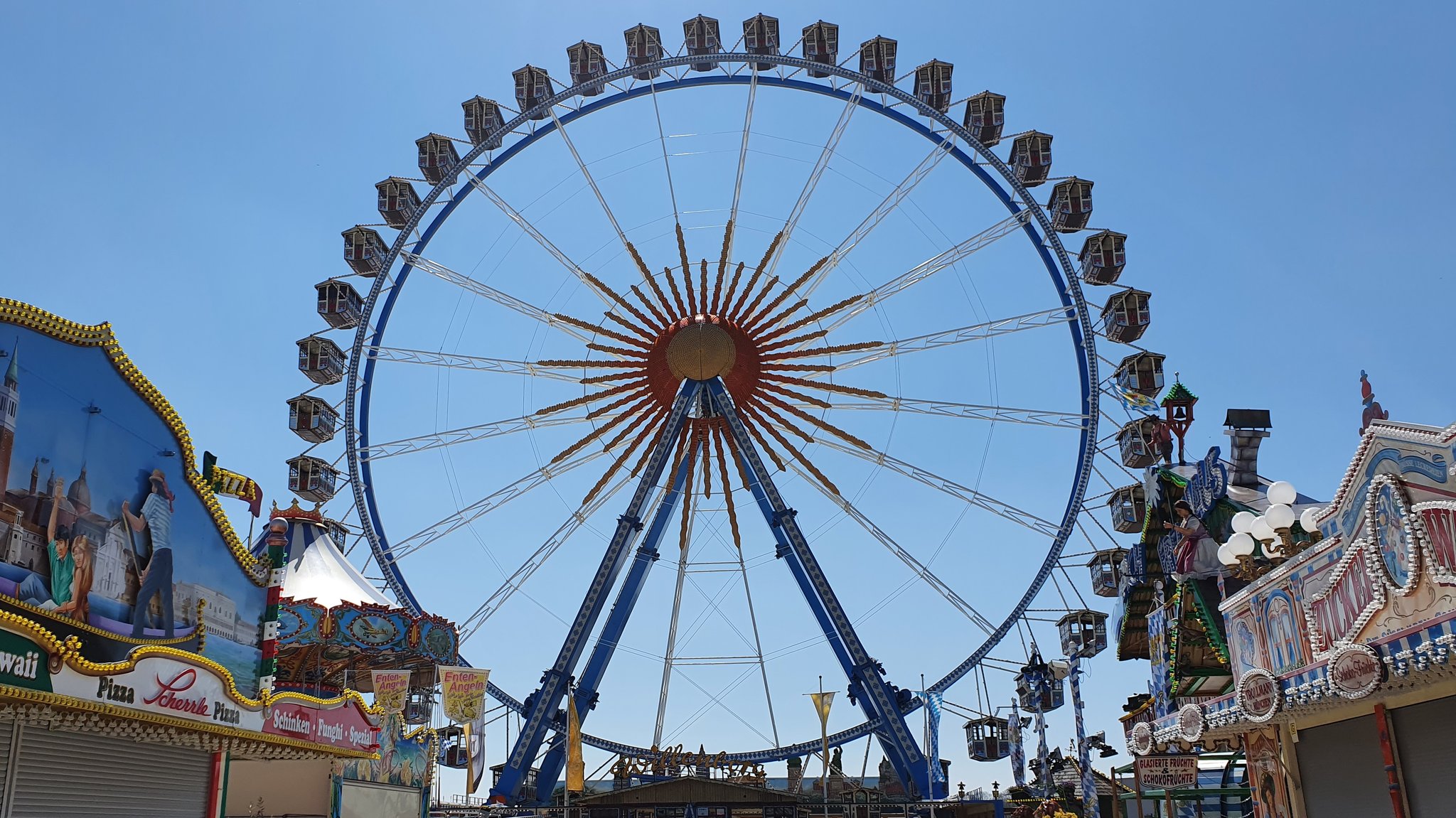 Riesenrad beim Münchner Frühlingsfest