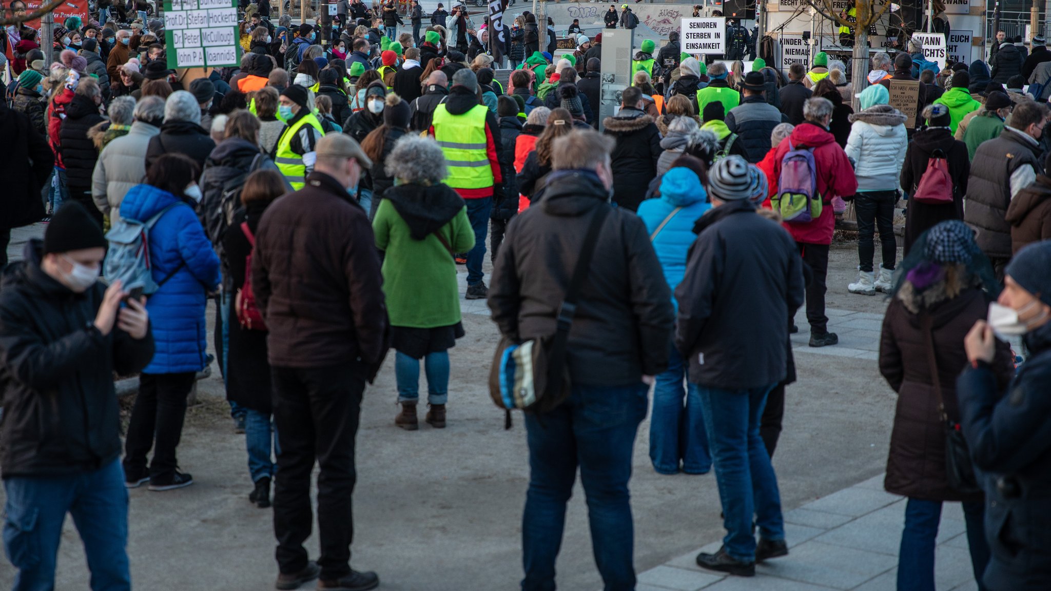 Demo gegen Corona-Maßnahmen (Symbolbild)