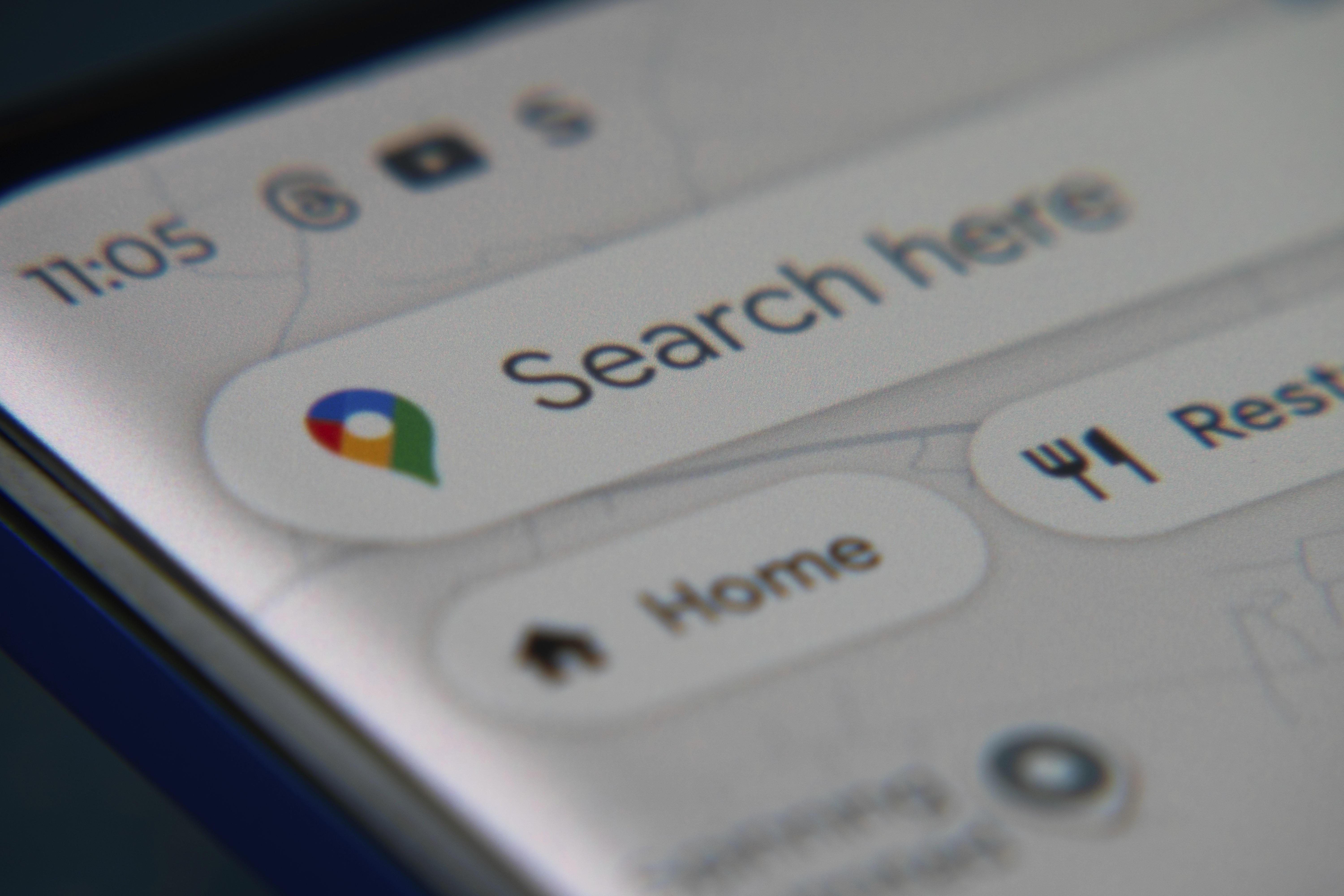 (Symbolbild) Die Suchleiste von Google auf einem Bildschirm.