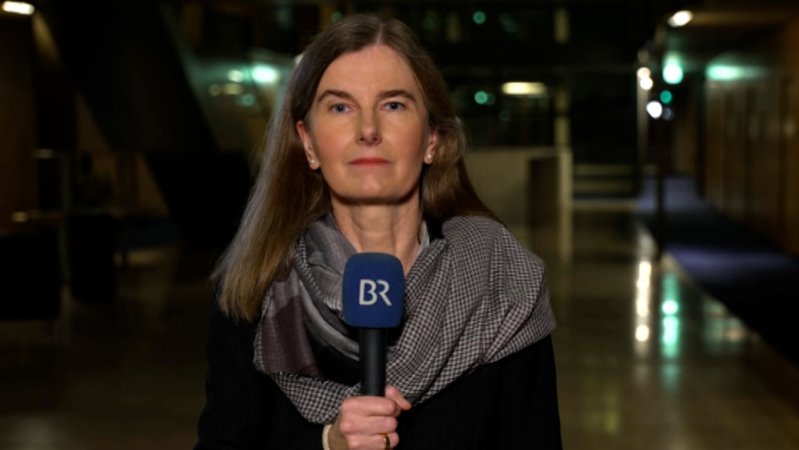 BR-Korrespondentin Barbara Kostolnik zum Scheitern der Ampelkoalition | Bild: BR BR-Korrespondentin Barbara Kostolnik zum Scheitern der Ampelkoalition