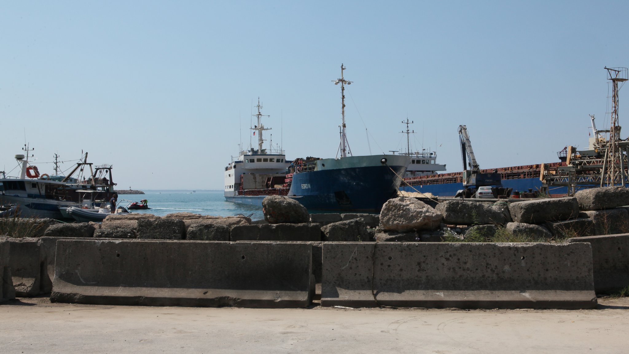 Blick über den Hafen von Shengjin im nördlichen Albanien