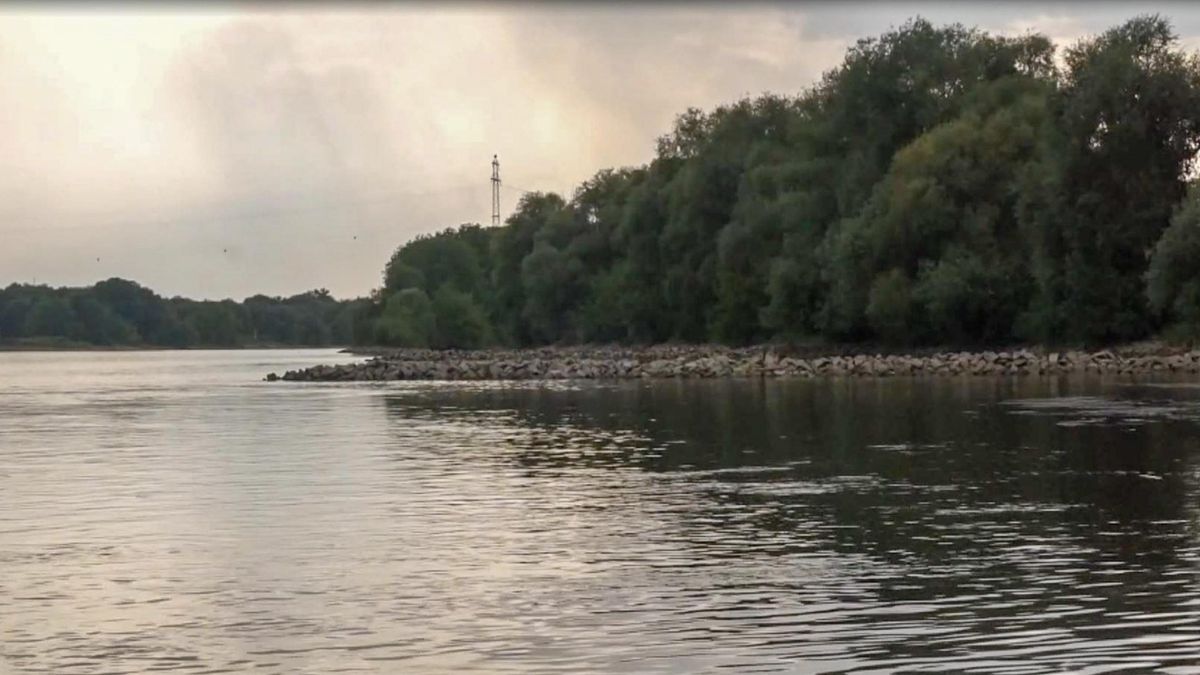 Madchen Und Junger Mann In Donau Vermisst Wasserwacht Warnt Br24