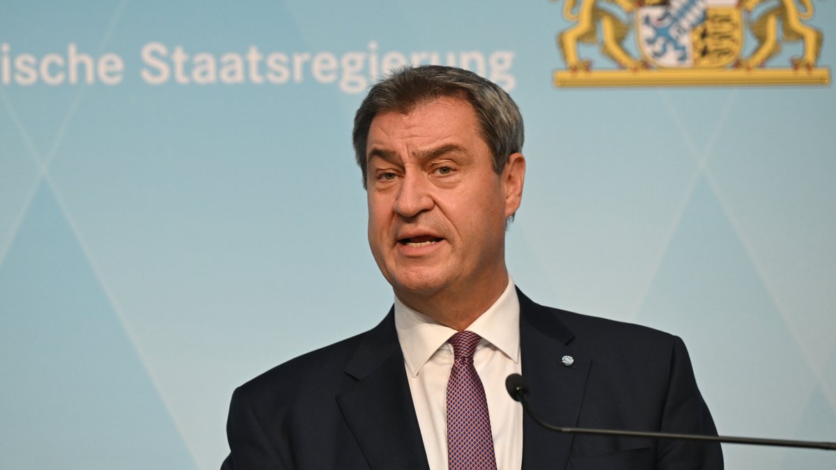 Ministerpräsident Markus Söder bei der kurzfristig anberaumten Pressekonferenz am 3. September 2023 zur Causa Aiwanger