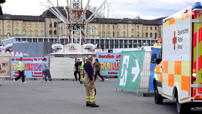 Vorfall am Kettenkarussell | Bild: BR Vorfall am Kettenkarussell
