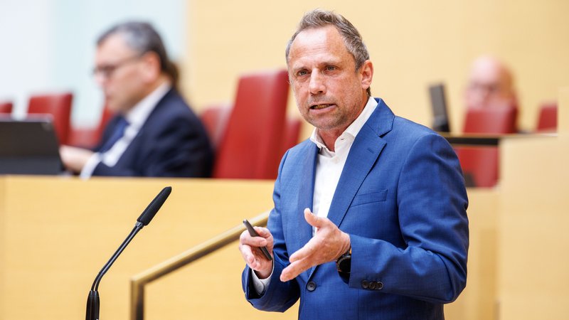 Umweltminister Thorsten Glauber von den Freien Wählern