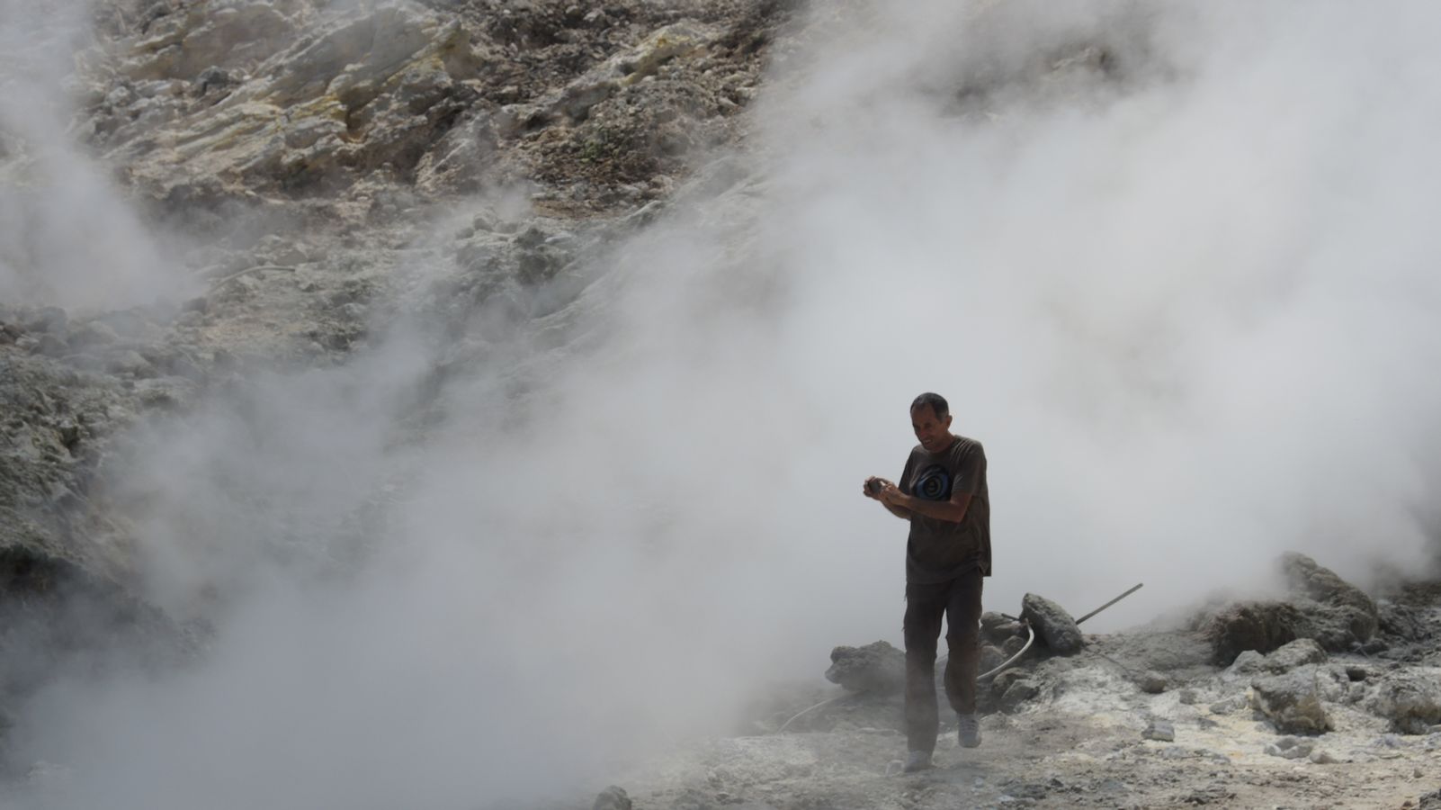 La terra trema: quanto è pericoloso il vulcanismo vicino Napoli?