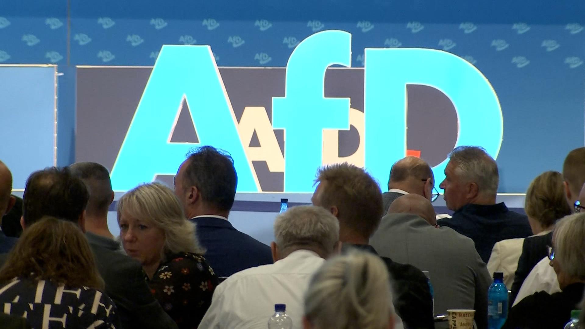 Was passiert jetzt mit der AfD? 