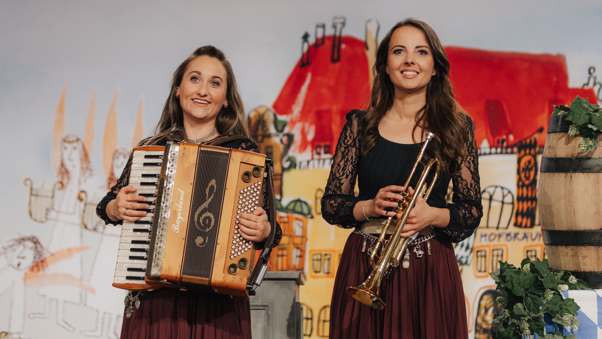 Die "Lausdeandln" Karin Obermaier und Judith Ruhland