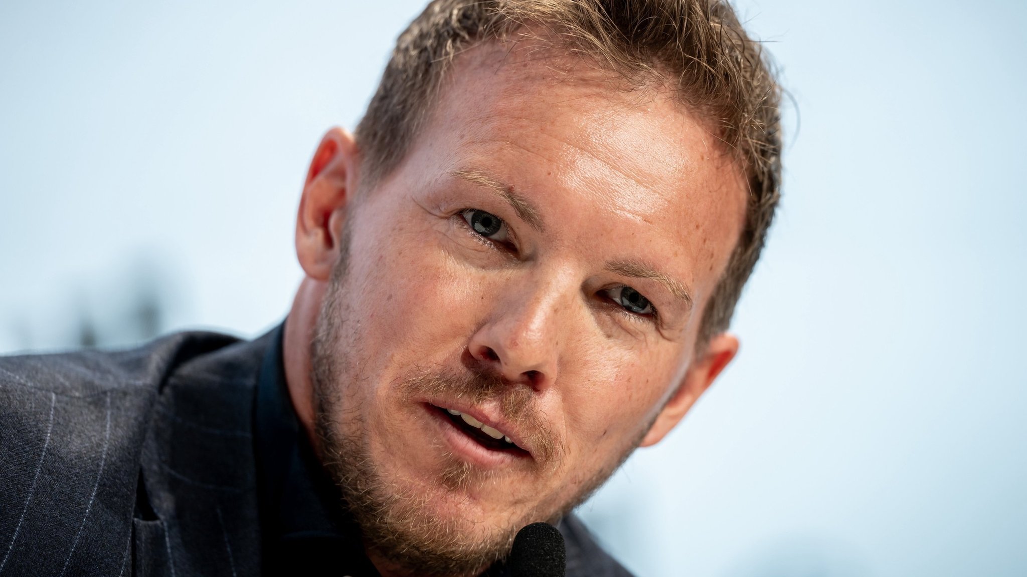 16.05.2024, Berlin: Fußball: EM, Nationalmannschaft: Julian Nagelsmann, Bundestrainer der Deutschen Fußball Nationalmannschaft, spricht bei der Pressekonferenz zur Nominierung des vorläufigen DFB Kaders für die Fußball Europameisterschaft. Foto: Michael Kappeler/dpa +++ dpa-Bildfunk +++