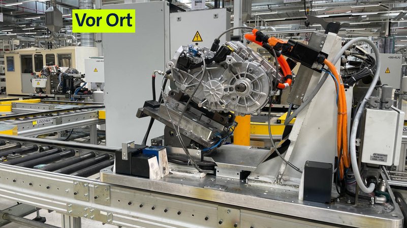 Eine Maschine in der Produktion beim Automobilzulieferer ZF | Bild: BR/ Mona Böhm Eine Maschine in der Produktion beim Automobilzulieferer ZF