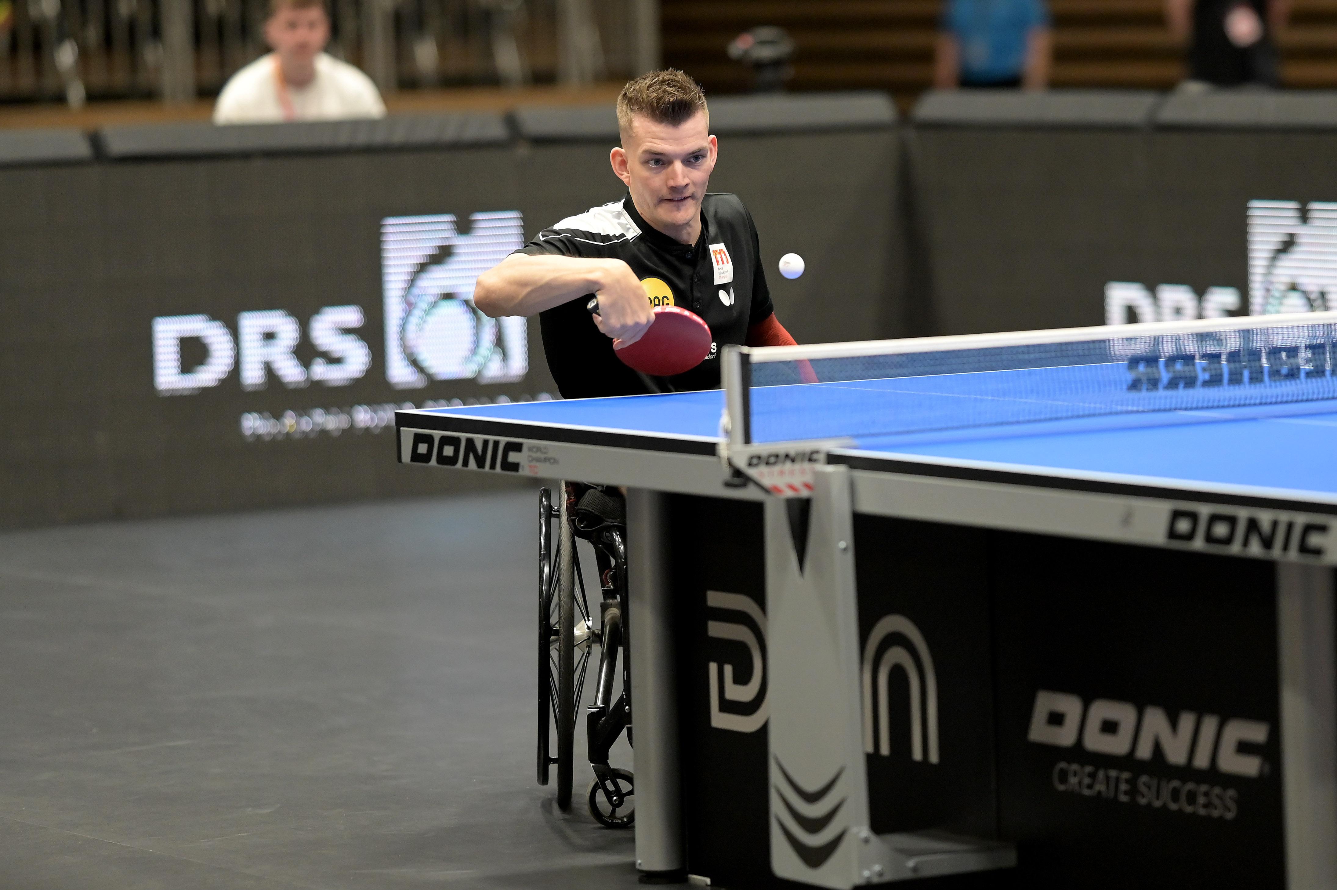 Thomas Schmidberger im Einsatz an der Platte