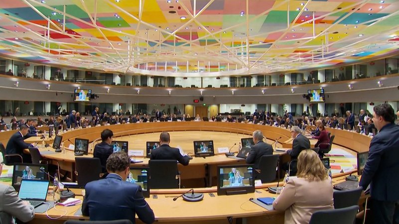 EU-Außenminister beraten zu Umgang mit Syriens neuen Machthabern | Bild: Bayerischer Rundfunk 2024 EU-Außenminister beraten zu Umgang mit Syriens neuen Machthabern