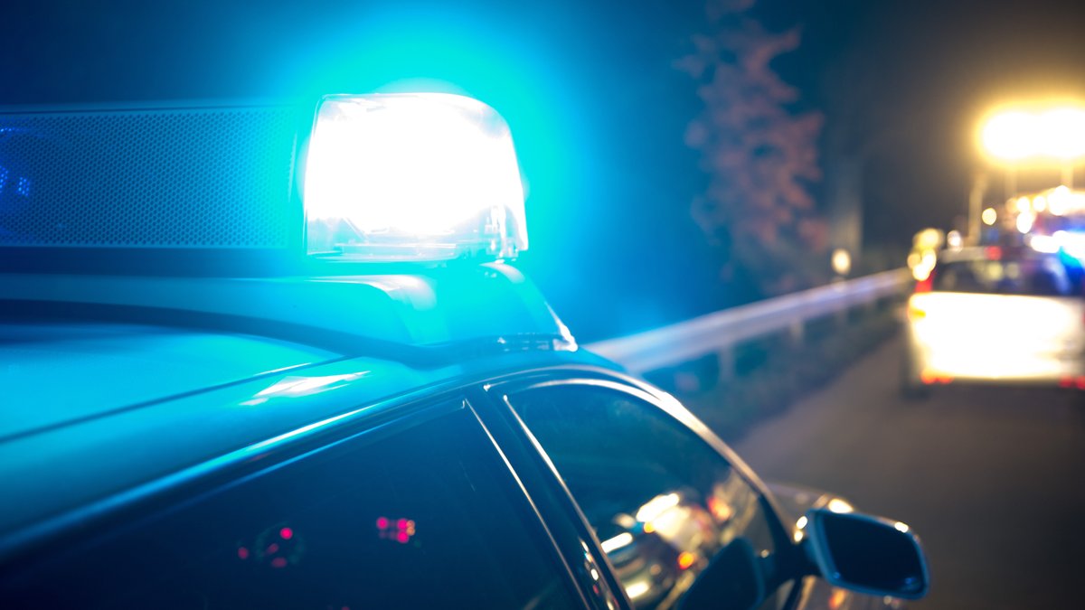 94-jähriger Geisterfahrer rast am Irschenberg in Polizeisperre