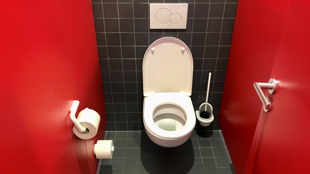 Eine Toilette