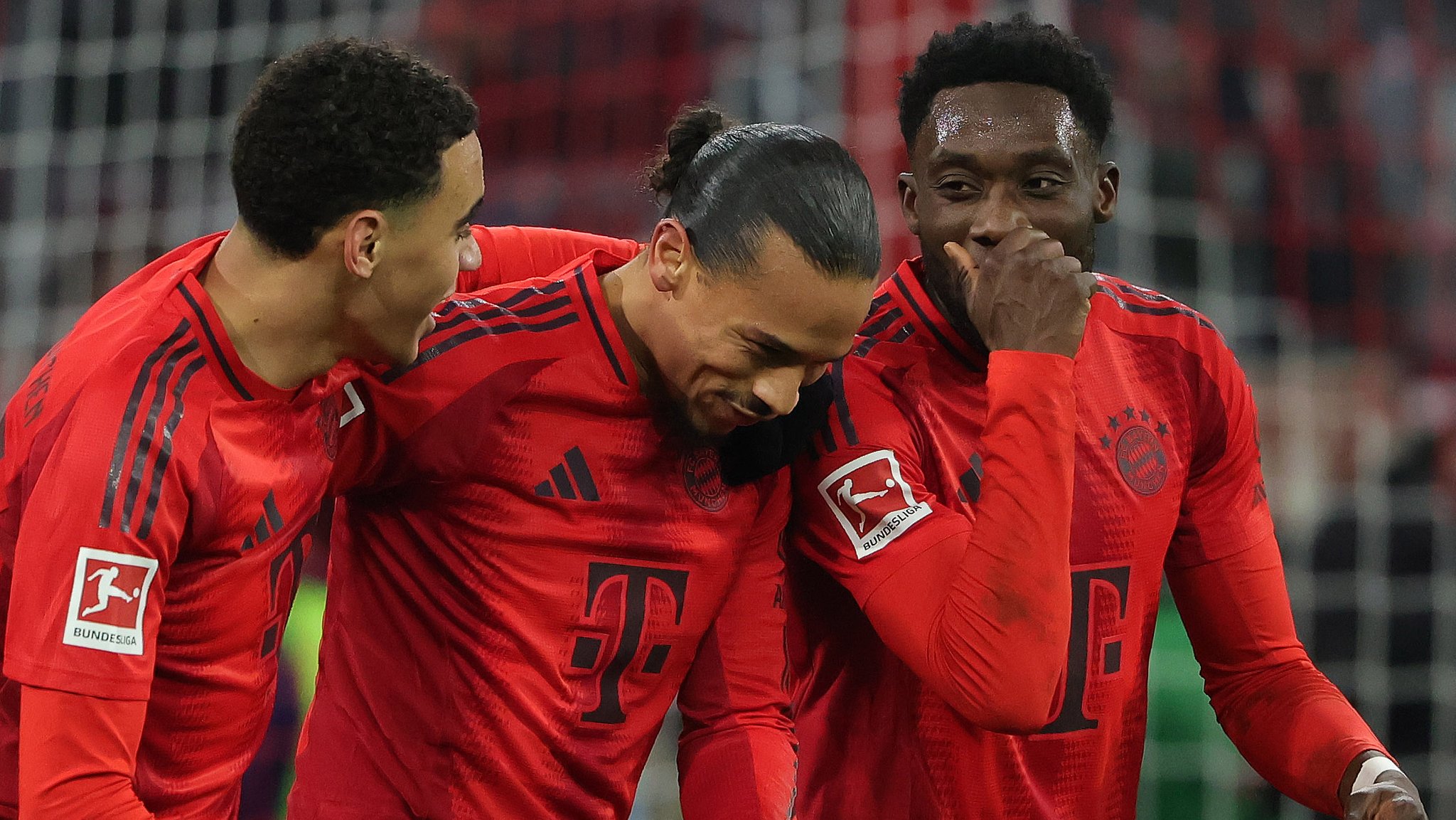 Von links: Jamal Musiala, Leroy Sané und Alphonso Davies