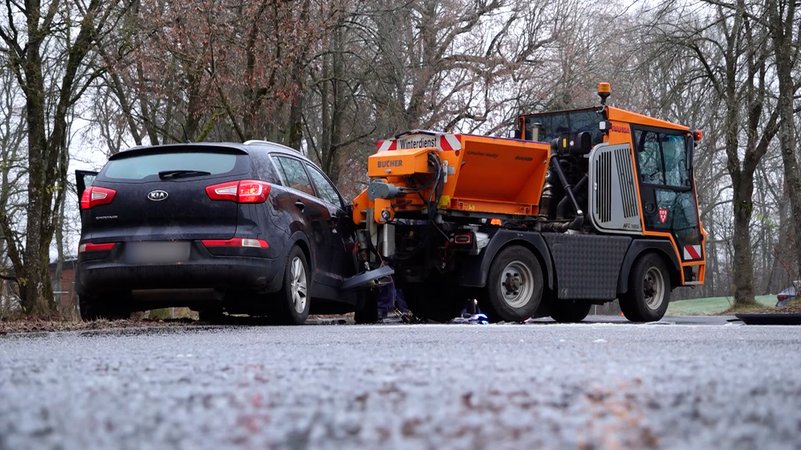 In der Osthälfte Bayerns kam es zu mehreren Glatteisunfällen. | Bild: Bayerischer Rundfunk 2024 In der Osthälfte Bayerns kam es zu mehreren Glatteisunfällen.
