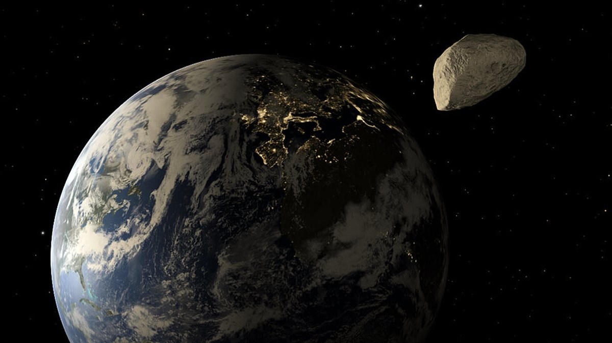 Asteroiden ziehen meist vorbei. Kleinere Meteoriten schlagen öfter auf der Erde ein. ESA-Raumsonde Ramses soll den Asteroiden Apophis genau erforschen.