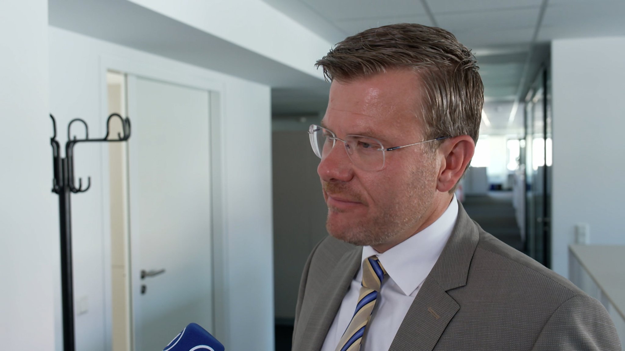 Die Stadt Nürnberg hat ein Problem: Zu hohe Kosten und zu geringe Einnahmen. OB Marcus König (CSU) hat daher eine Haushaltssperre verhängt.