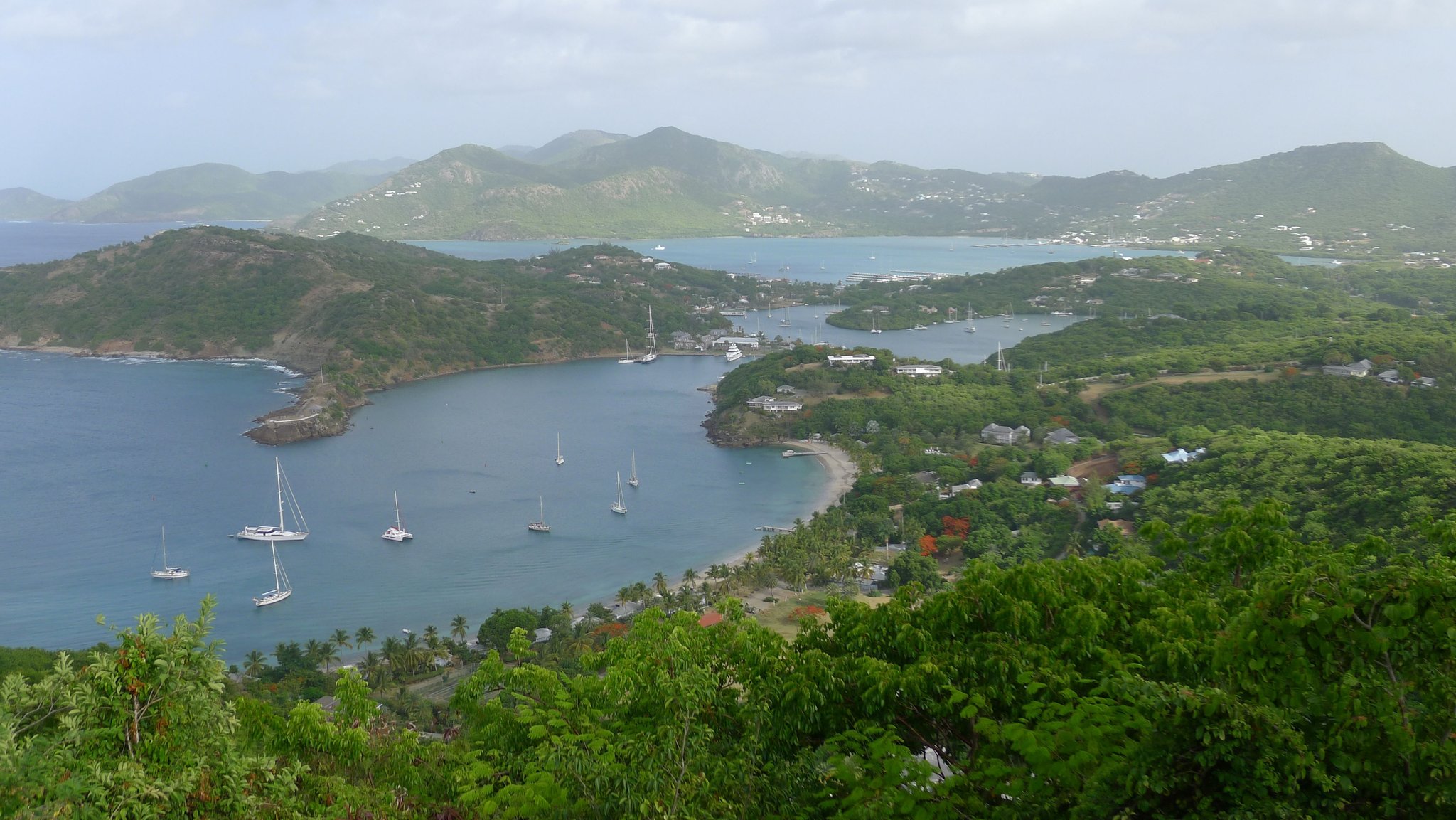 Antigua und Barbuda galten lange als Steuerparadies. | Bild: BBC 2012/BR/Charles Colville Antigua und Barbuda galten lange als Steuerparadies.