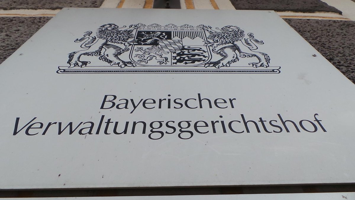 Schild "Bayerischer Verwaltungsgerichtshof"