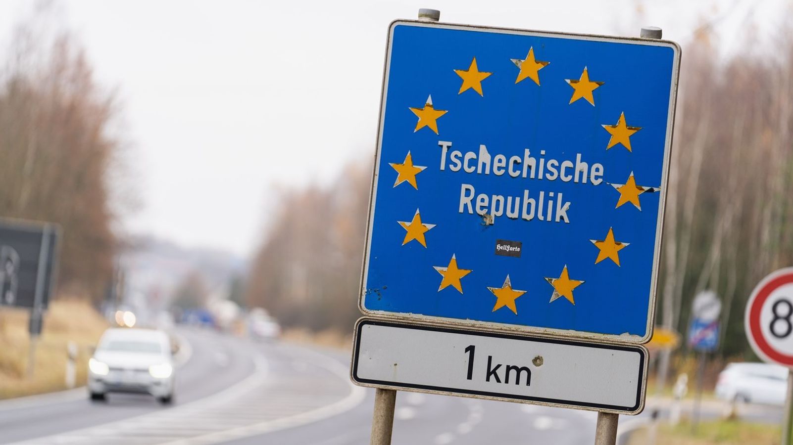 Česká republika zpřísňuje pravidla vstupu |  BR24