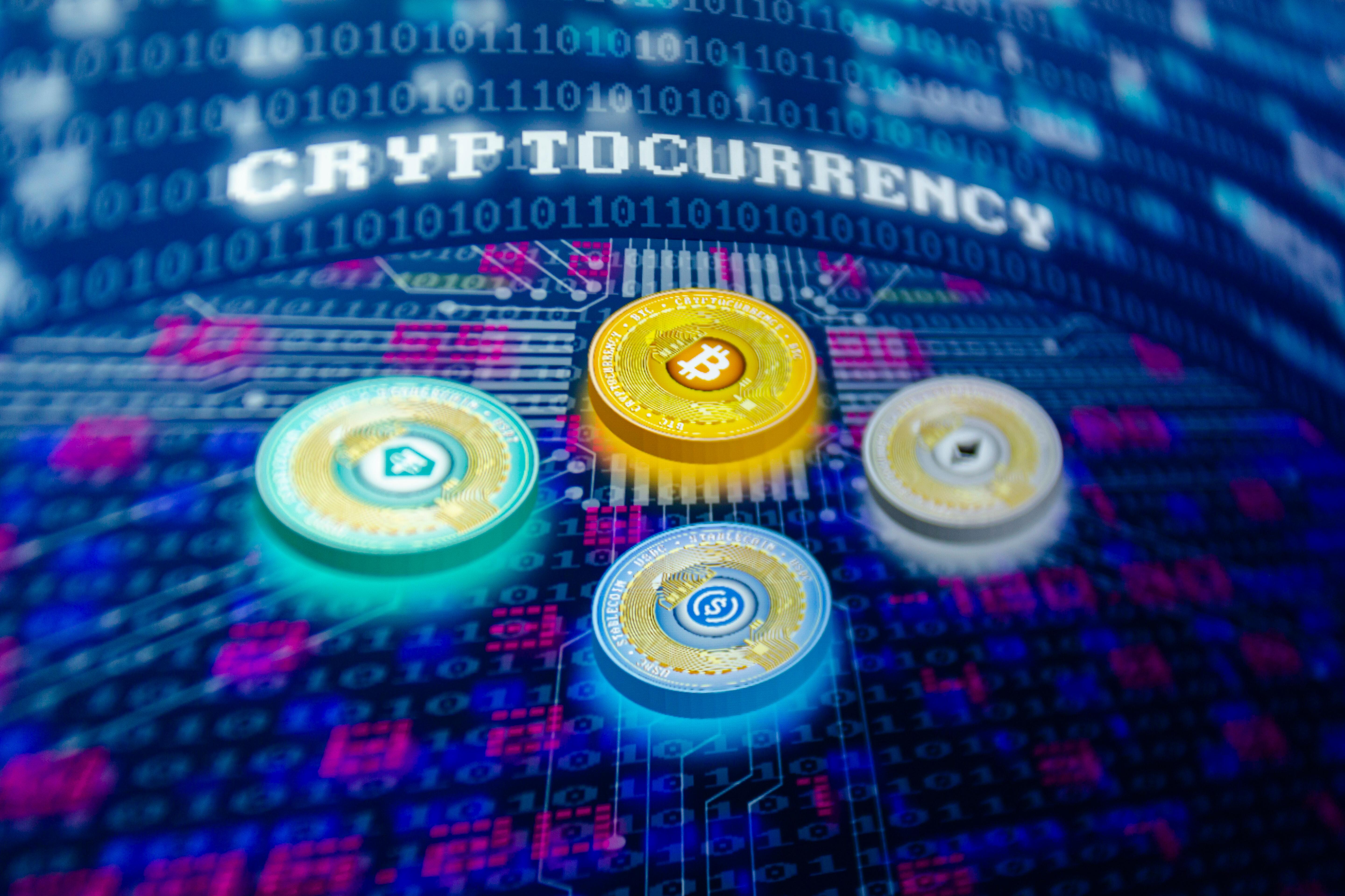 Alternative zu Bitcoin? Das steckt hinter dem Stablecoin-Boom | BR24