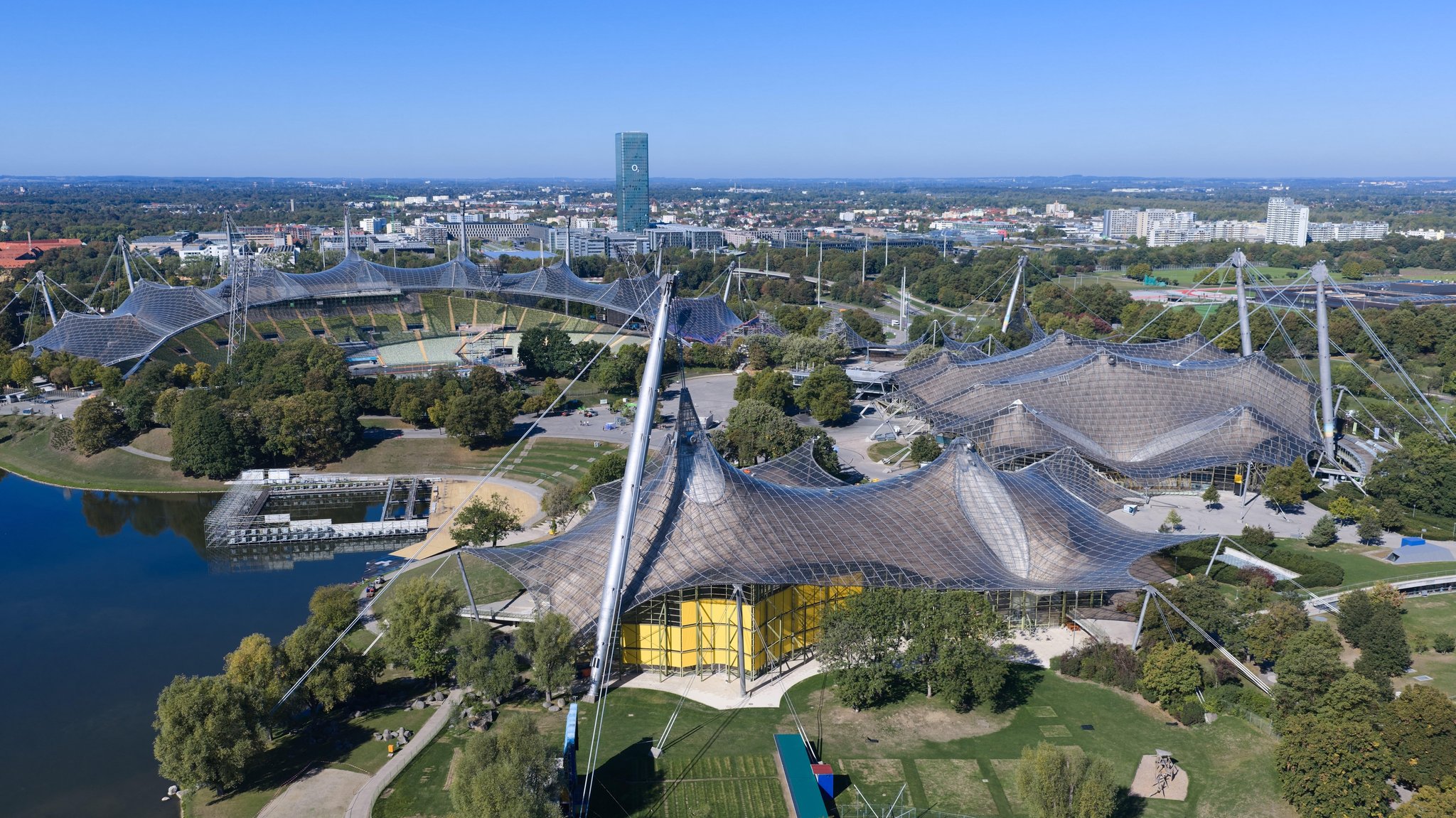 Münchner Olympiapark | Bild: picture-alliance/dpa Münchner Olympiapark