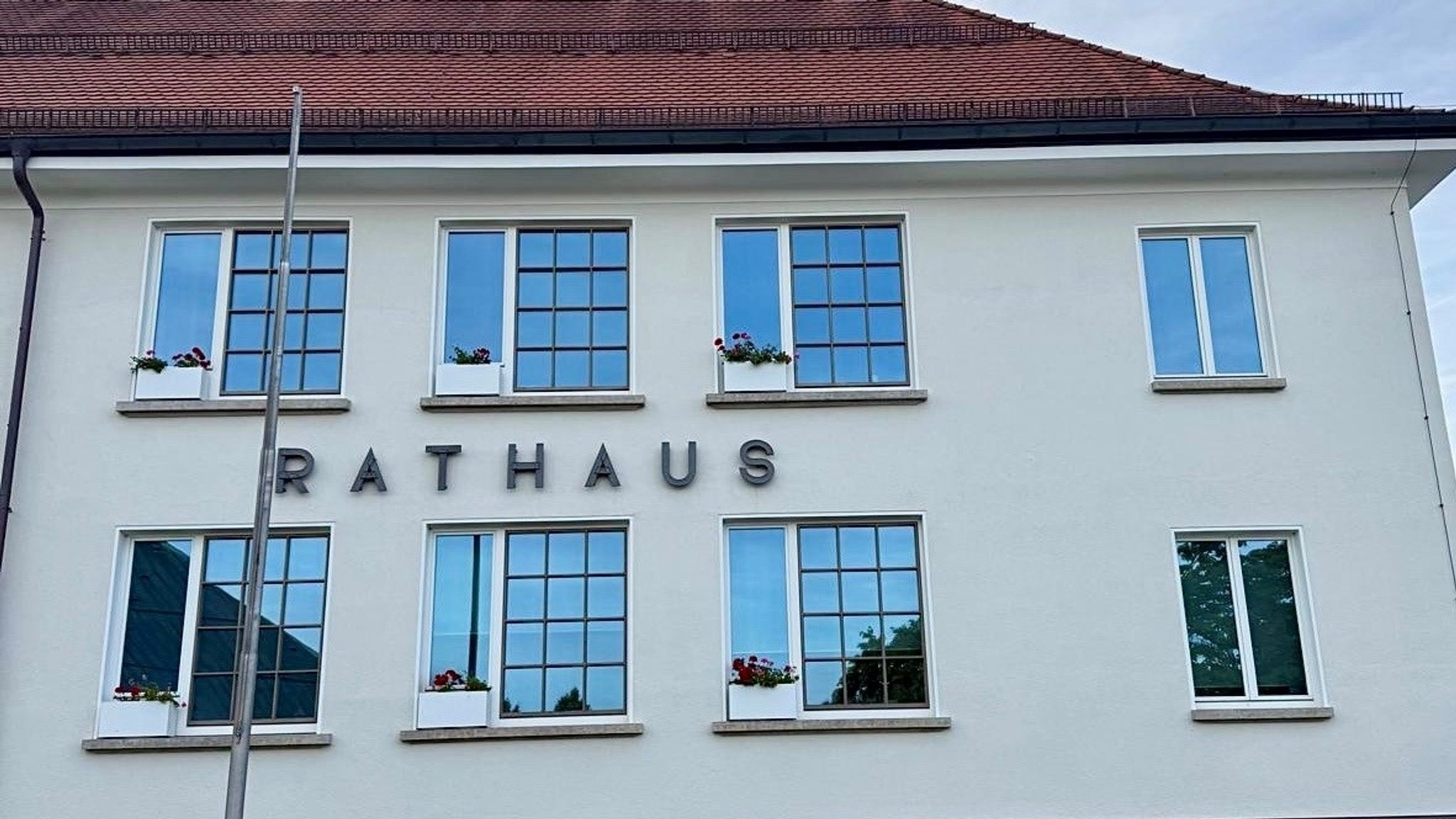 Das Rathaus von Salzweg im Landkreis Passau | Bild: BR Das Rathaus von Salzweg im Landkreis Passau