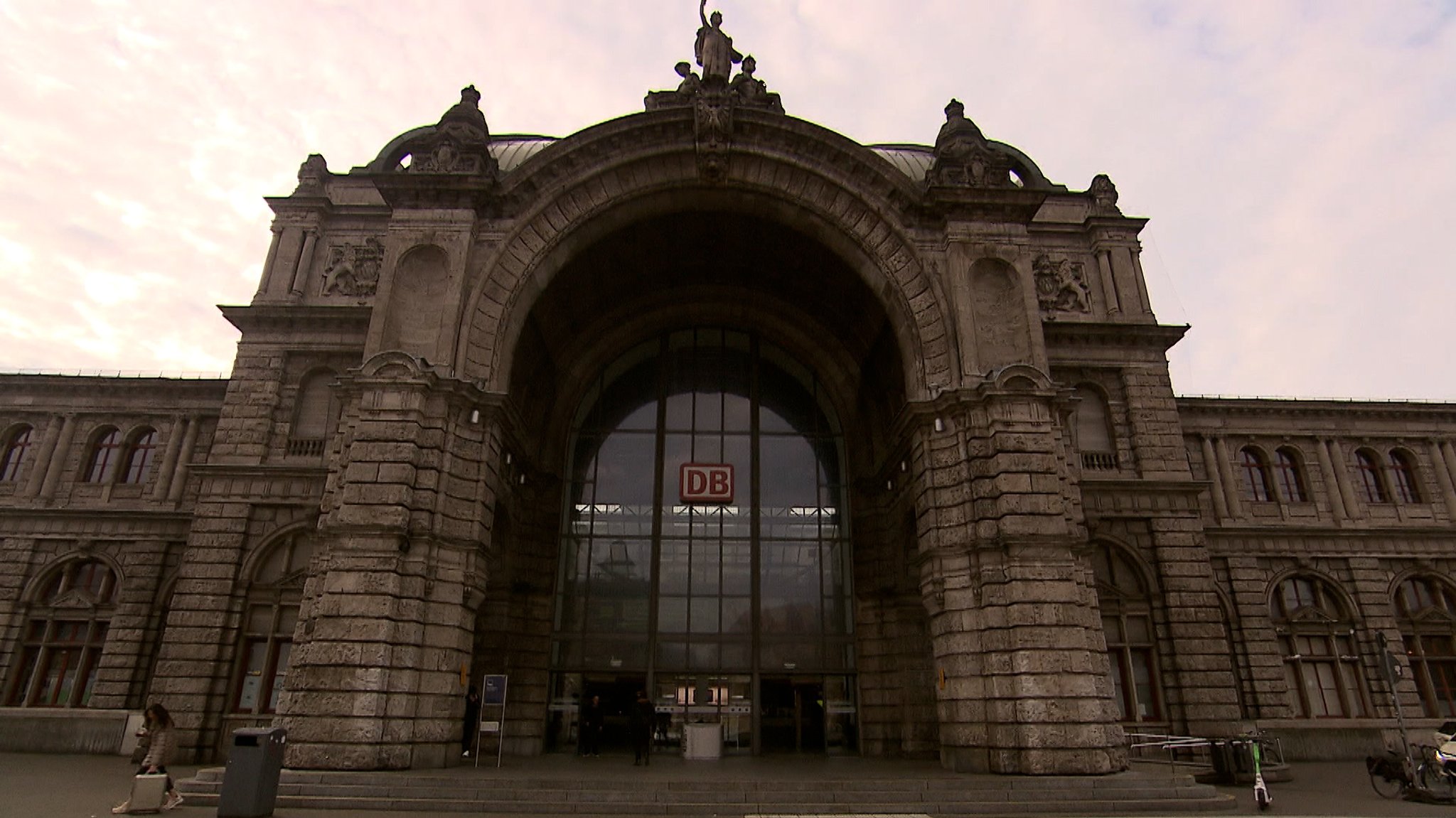 Haupteingang zum Nürnberger Hauptbahnhof.