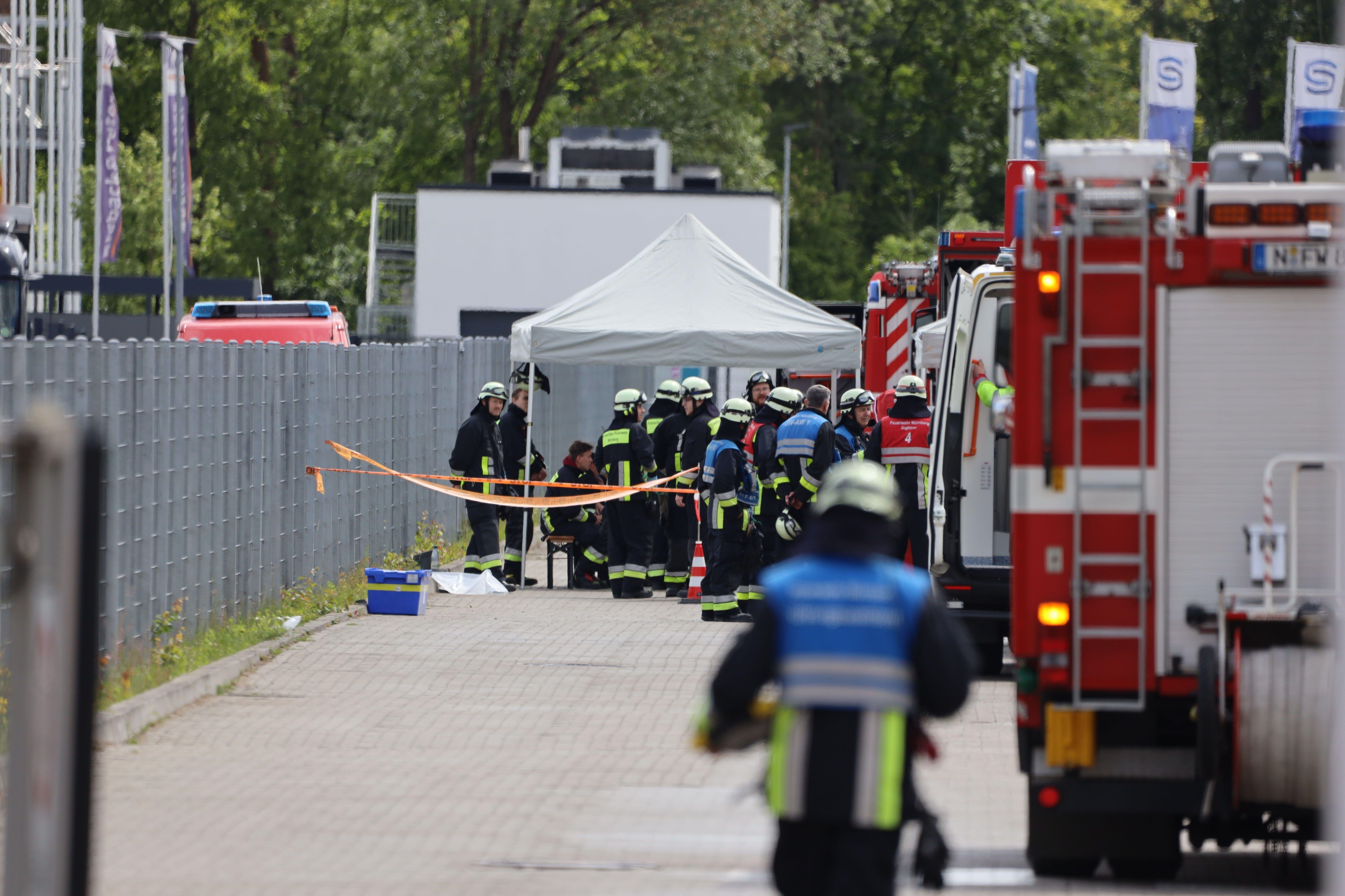 In Nürnberg ist am Freitag ein schwerer Chemieunfall passiert. Dabei ist ein Mensch ums Leben gekommen, zahlreiche Menschen wurden verletzt.