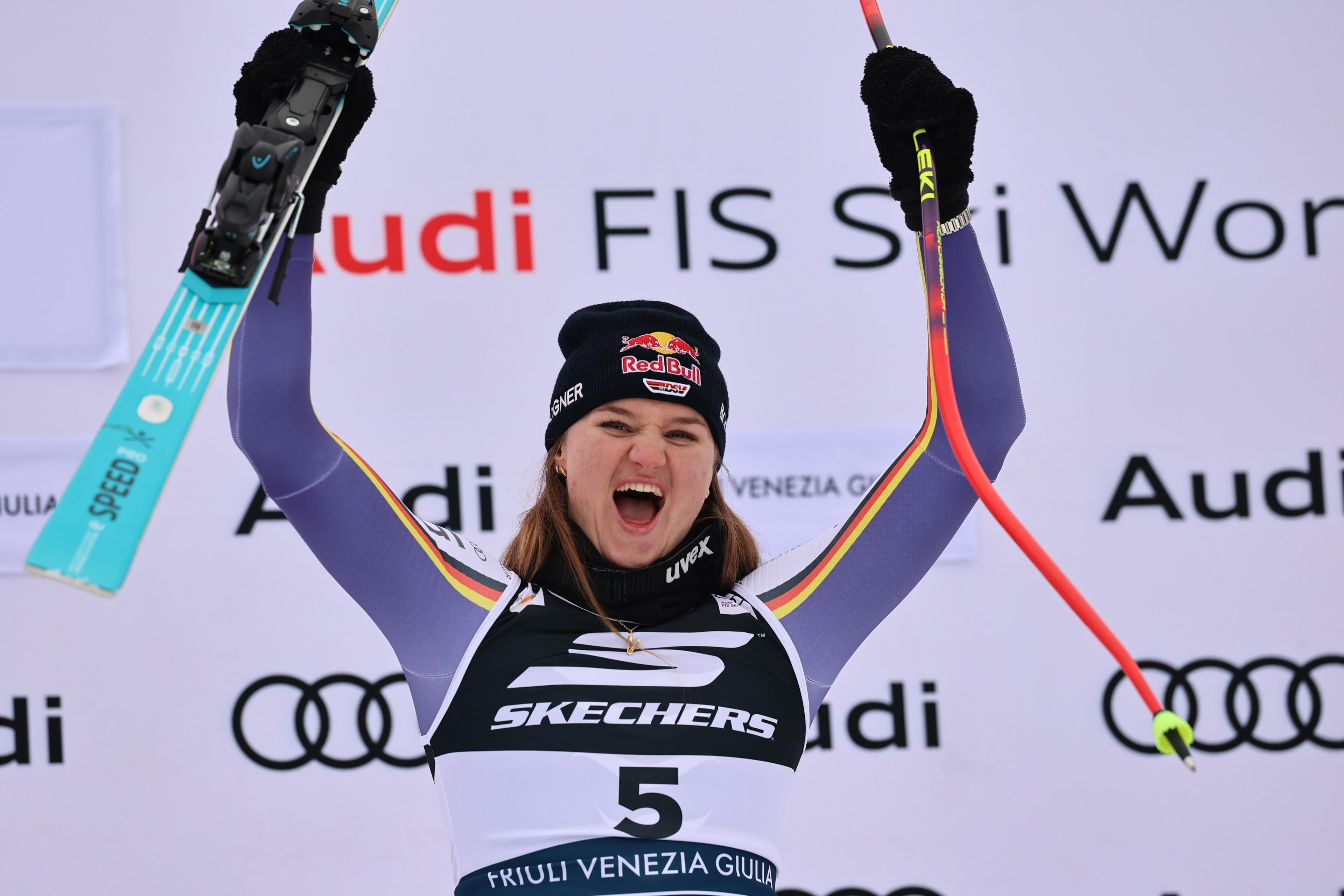 Emma Aicher siegt in Tarvisio