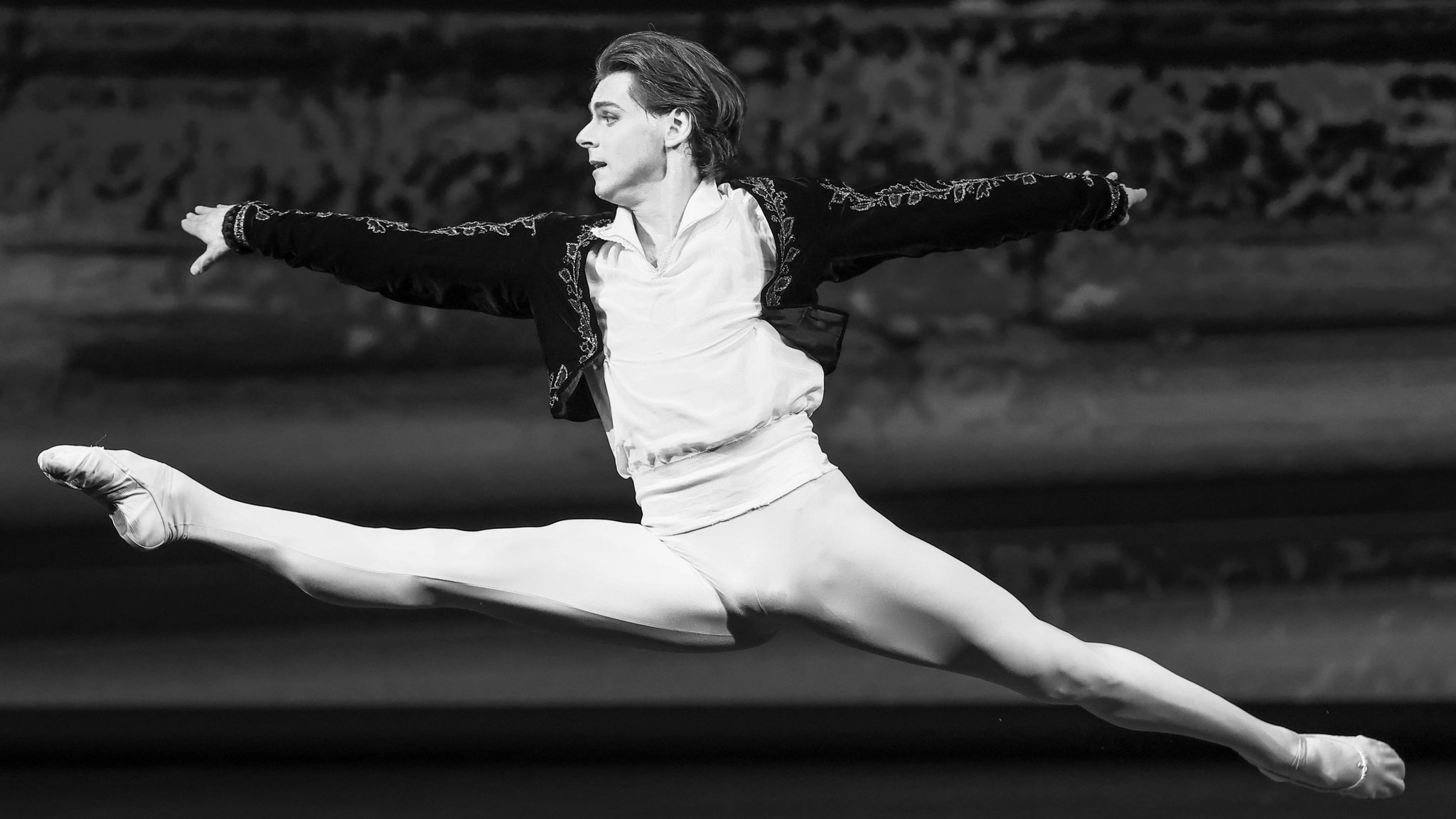 Der russische Balletttänzer Wladimir Schklajrow ist tot.