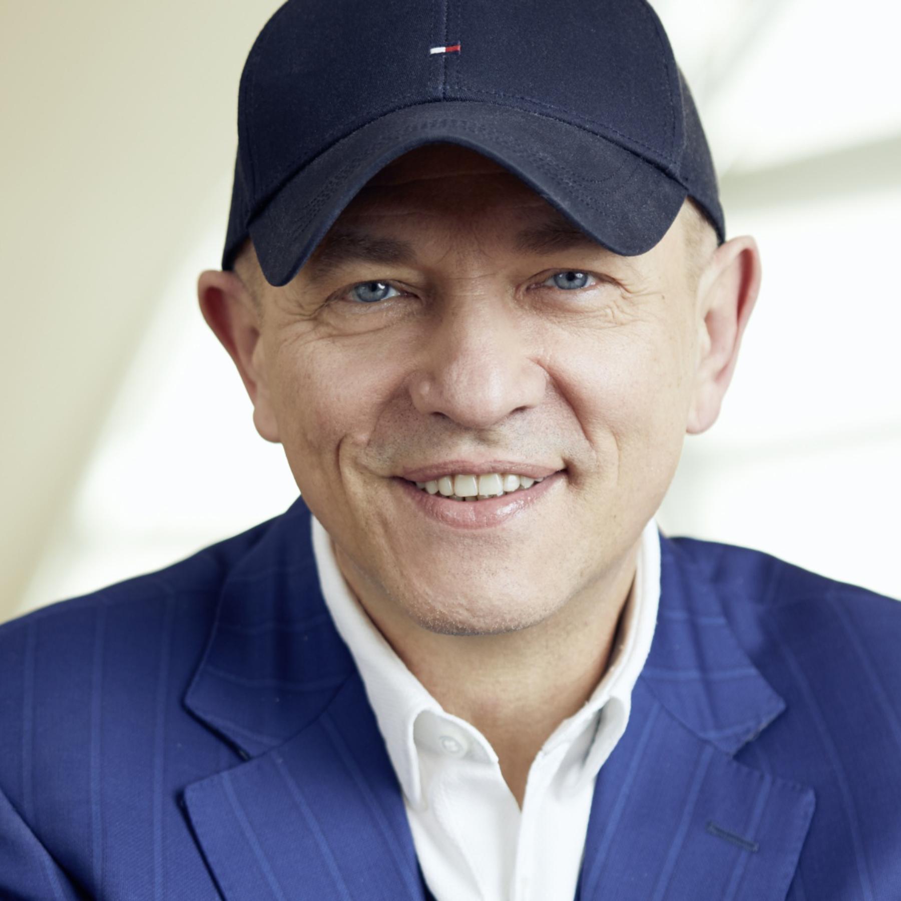 Interview mit dem Regisseur Josef E. Köpplinger zur neuen Saison im Gärtnerplatztheater episode artwork