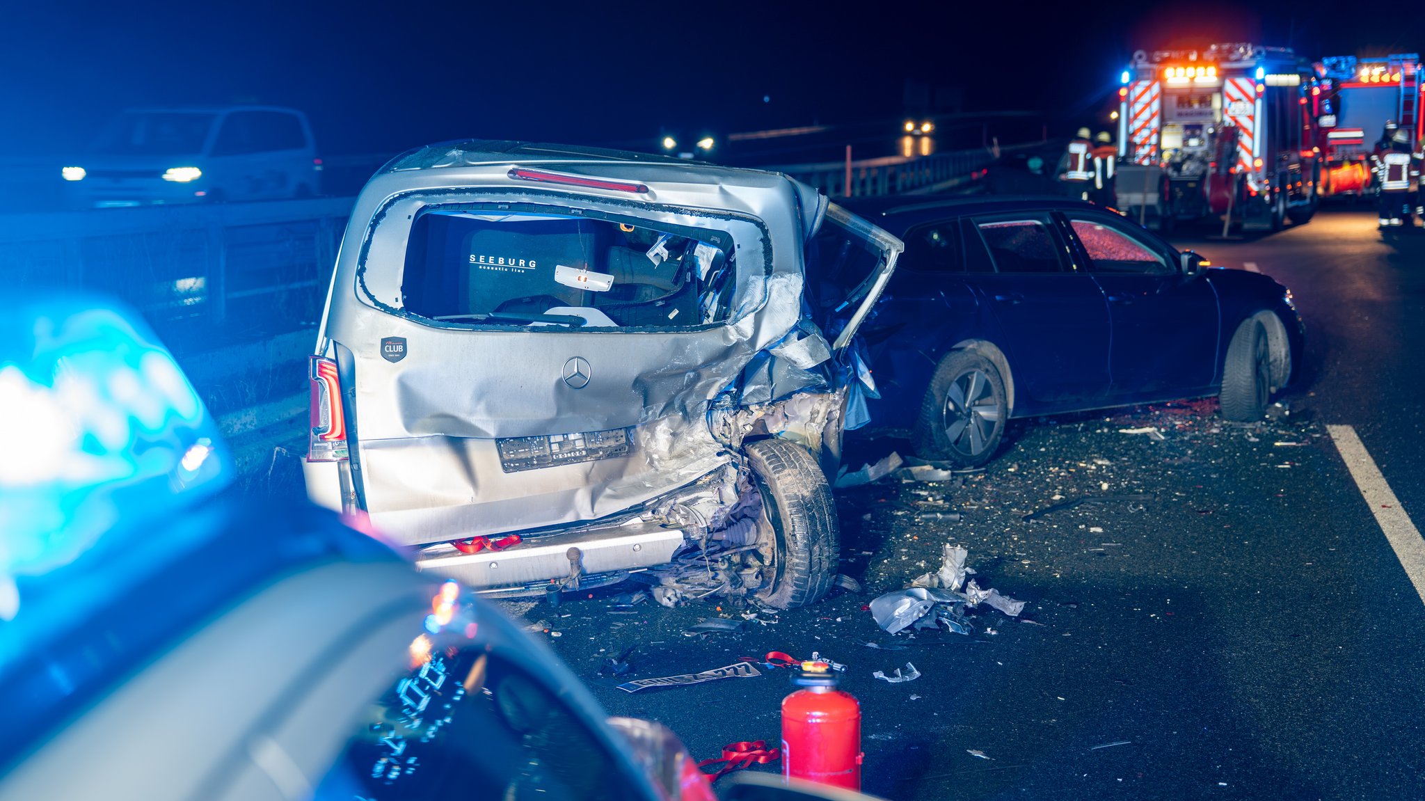 Sieben Verletzte bei schwerem Unfall auf A9