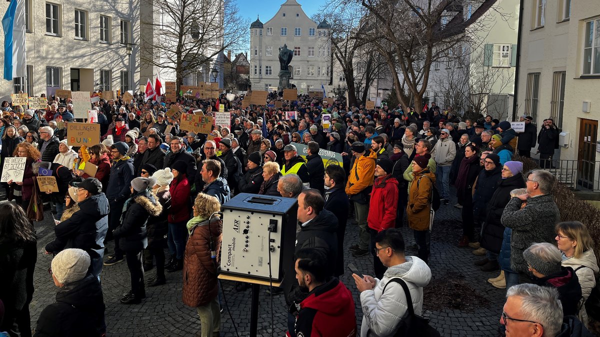 Demos "gegen rechts": "Wichtiges Zeichen für die Demokratie"