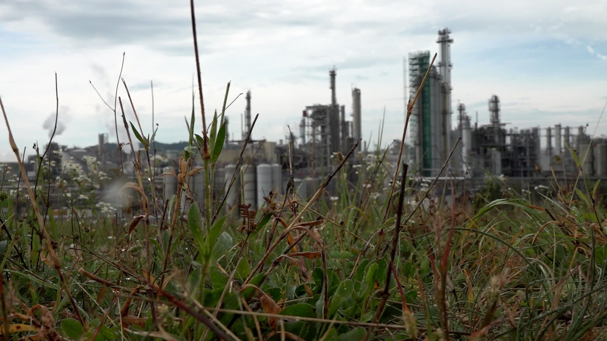 Wacker-Chemie in Burghausen, ein Weltkonzern am Industriestandort Bayern