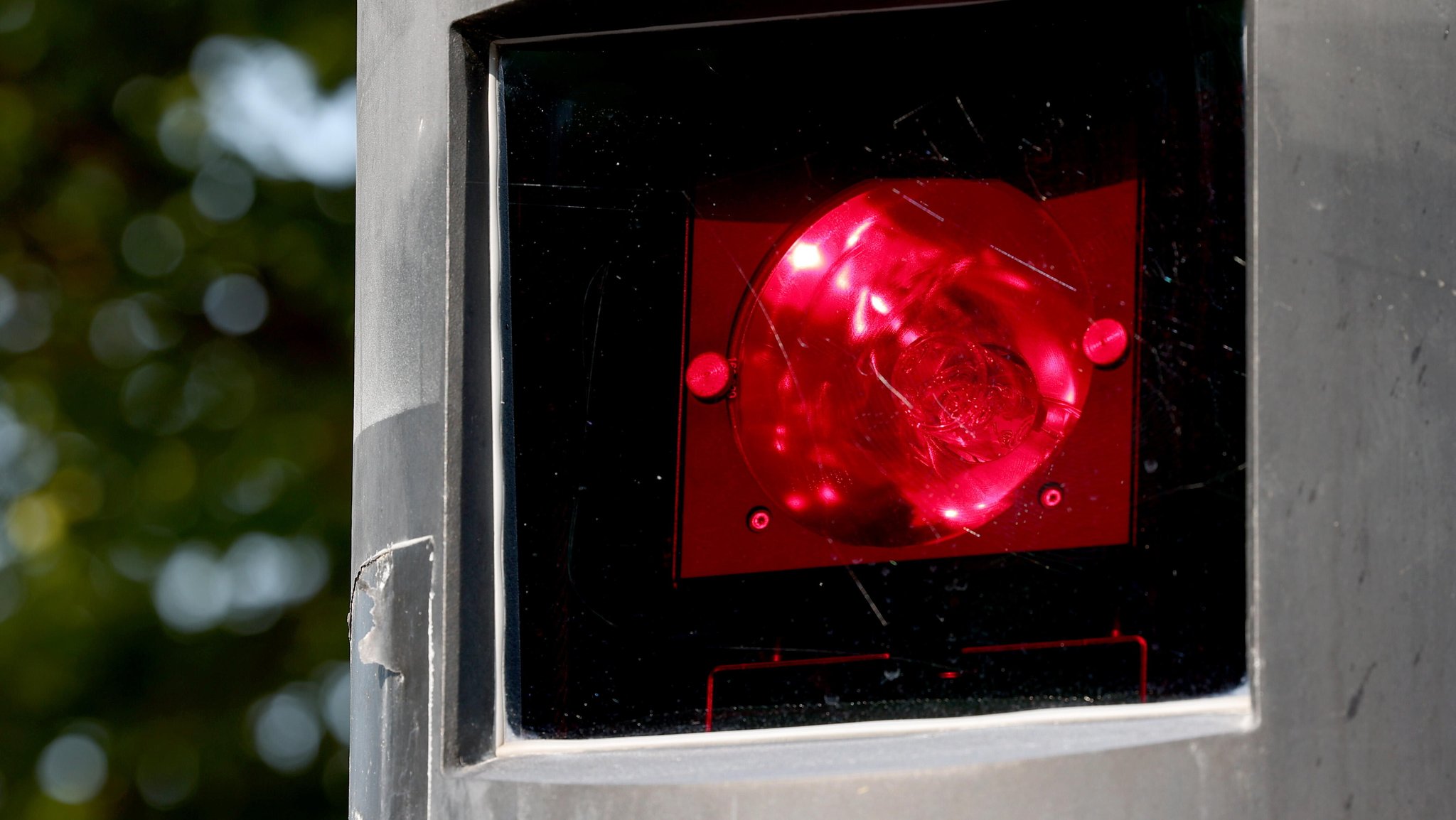 Säulenblitzer (Symbolbild)