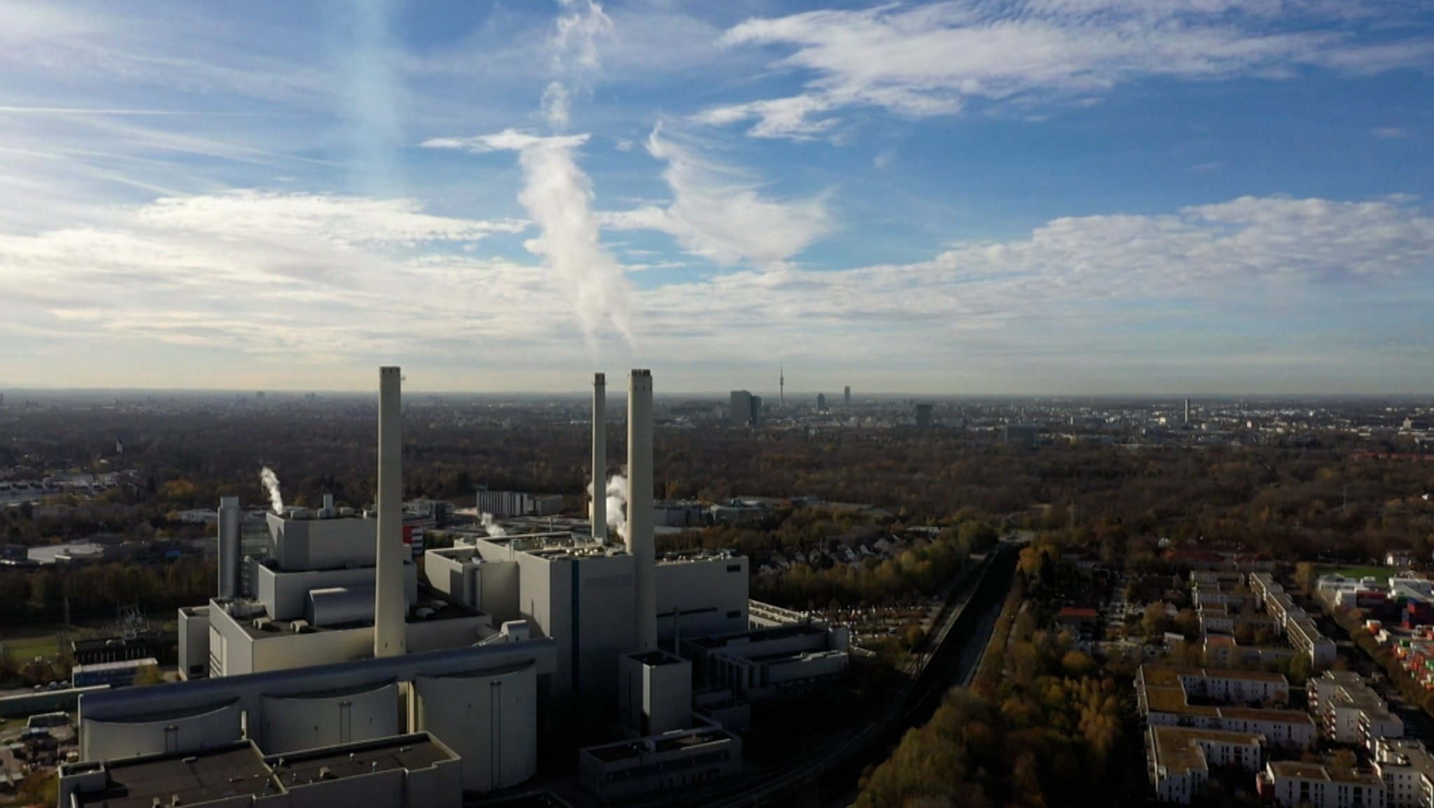 Bayern liegt noch weit zurück im Rennen um weniger CO2-Ausstoß. Das zeigt der aktuelle Klimaschutzbericht der Staatsregierung.